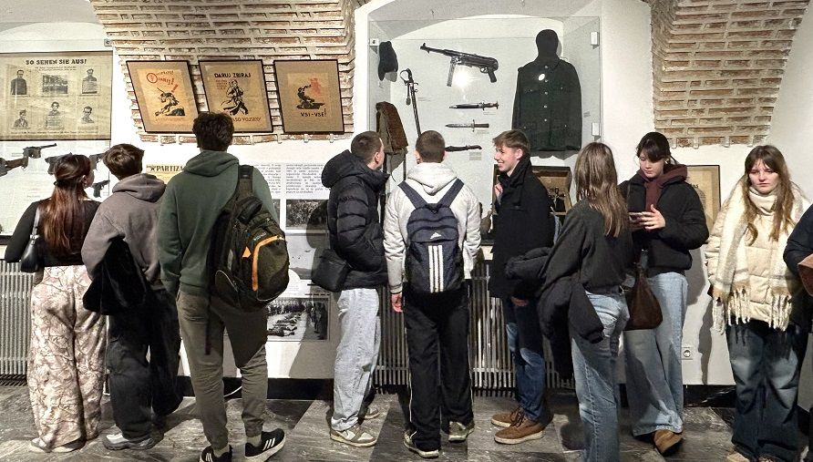 Z aktivnim državljanstvom v Muzej novejše zgodovine Celje