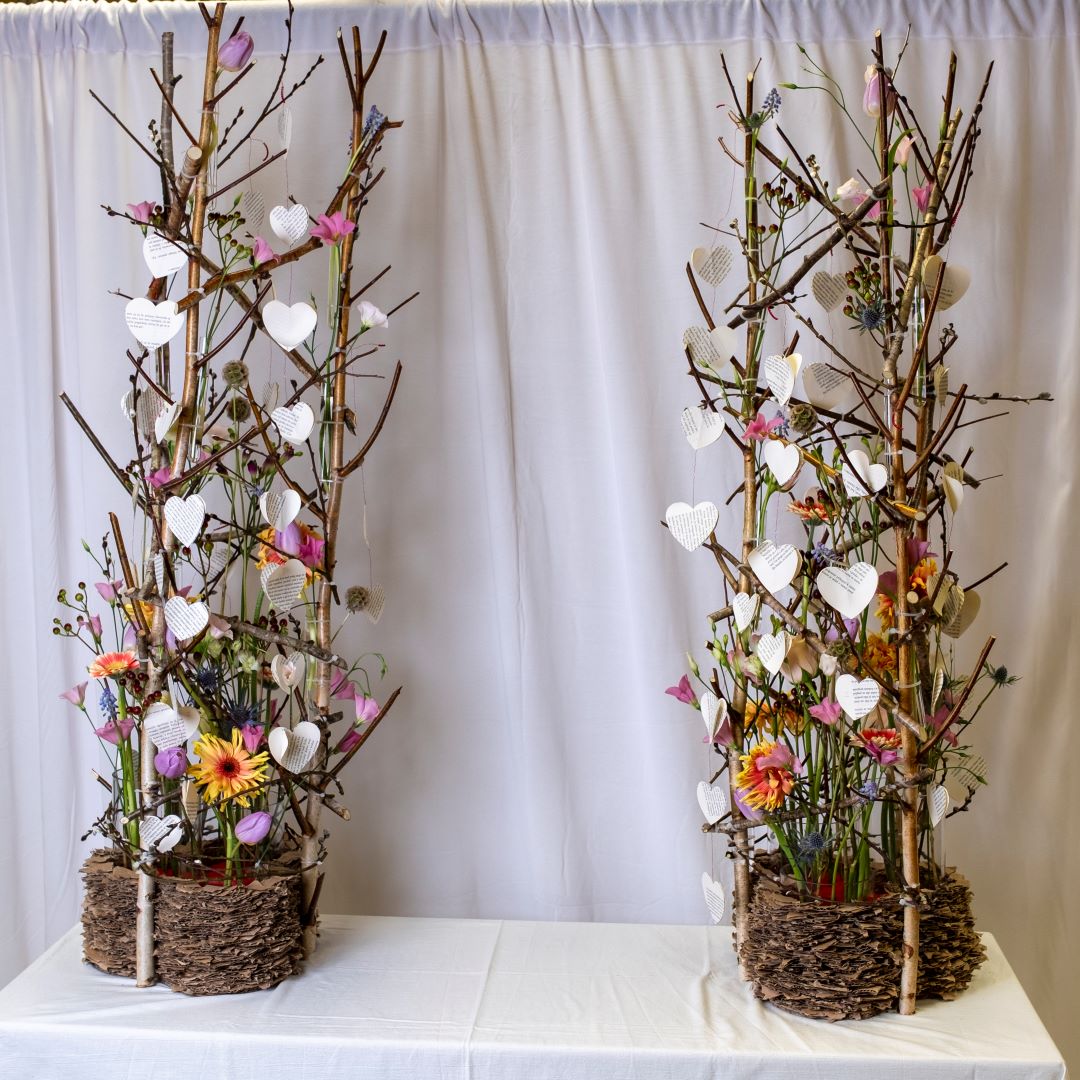 1 Mesto Lara Gjergjek Polona Strožič.dek