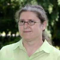 Gradiva in parkovna tehnika