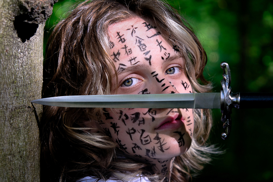 B D Aneja Veber Zapisana V Znamenjih